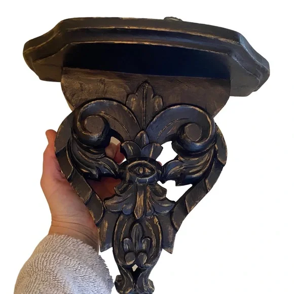Handcarved Wooden Corbel Antiqued BronzeMetal Gold Highlights- Shelf - Bookend? - Picture 8 of 9